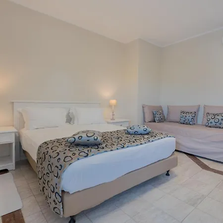 Отель Zante Park & Bw Premier Collection 5*