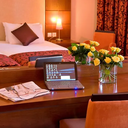 Zante Park & Bw Premier Collection Hotel