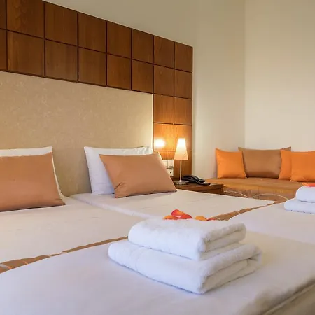 Отель Zante Park & Bw Premier Collection 5*